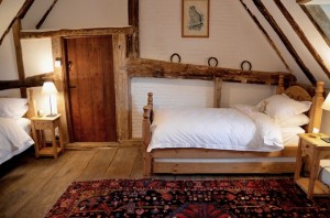 Bedroom 2: Jodwyns        